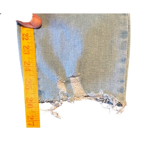 Judy Blue Womens Distressed Light Wash Jeans Size 5/27 Cotton Blend - Picture 2 of 7